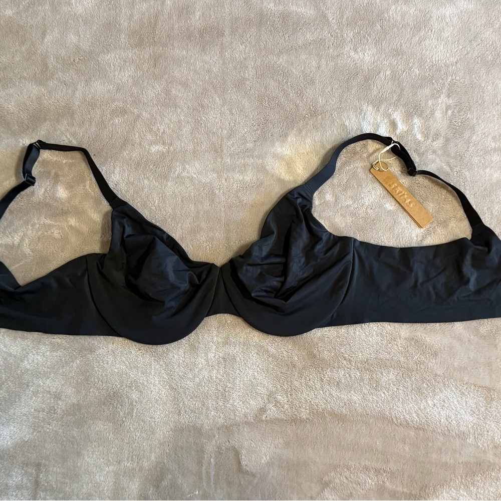SKIMS Smoothing Unlined Full Coverage Bra Onyx 40B NWT